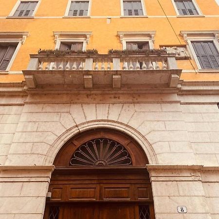 Mario Number 8 Apartman Verona Kültér fotó
